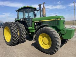 1990 John Deere 4955 Tractor