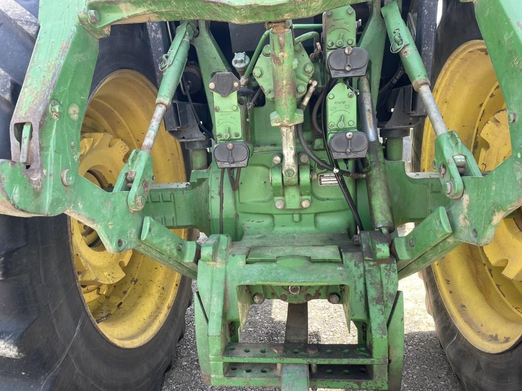 1990 John Deere 4955 Tractor