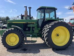 1990 John Deere 4955 Tractor