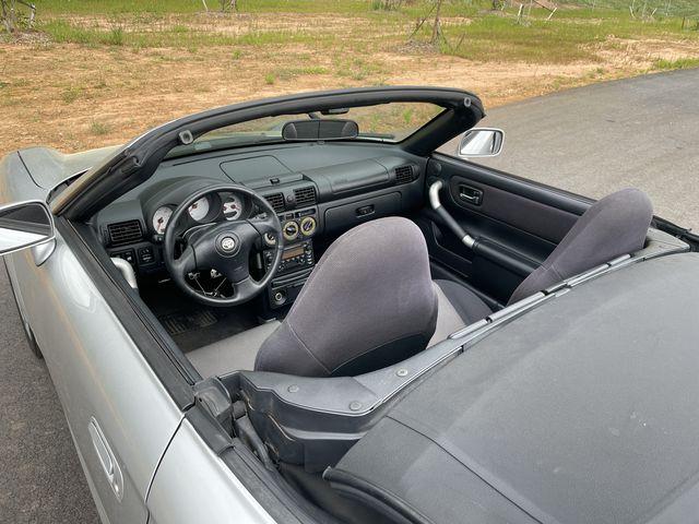 2002 Toyota MR2