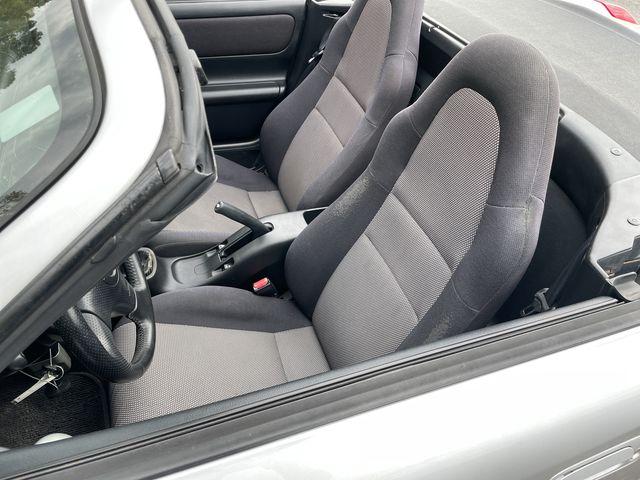 2002 Toyota MR2