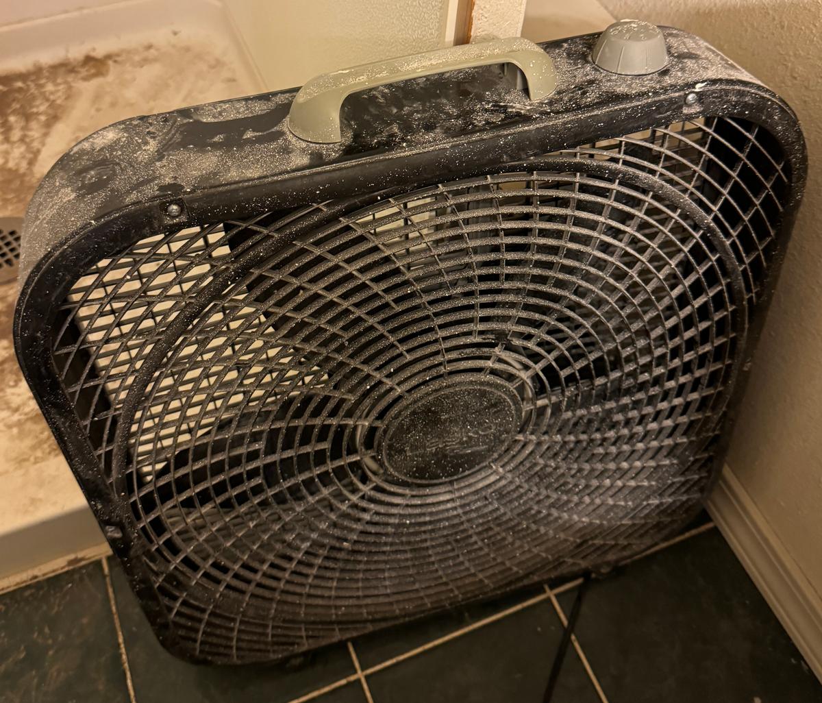 Lasko 20-Inch Box Fan 3-SPEED
