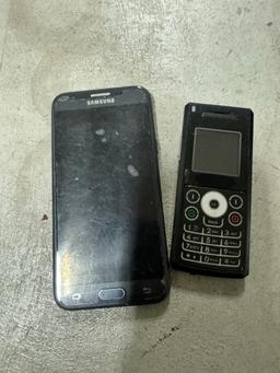 Set of 2 Cell Phones