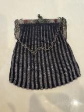 Vintage Mesh Coin Purse with Ornate Clasp