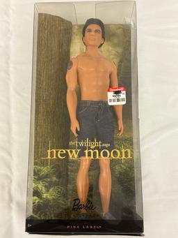 Barbie The Twilight Saga: New Moon – Jacob Black Collector Doll