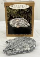 1996 Hallmark Keepsake Ornament – Star Wars Millennium Falcon – Light-Up Magic Series