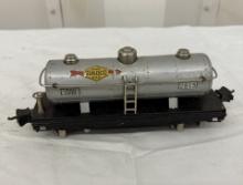 Lionel 2815 Sunoco Tank Car – Vintage Miniature Train Collectible