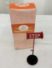 Hallmark Kiddie Car Classics – Kiddie Car Corner Sign Display