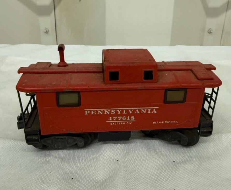 Pennsylvania 477618 Red Caboose – Vintage Miniature Train Collectible
