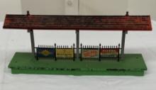 Lionel 156 Illuminated Train Station Platform Collectible