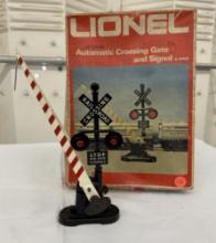 Lionel 027 Gauge Automatic Crossing Gate And Signal - Vintage Collectible