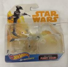 Hot Wheels Star Wars B-Wing Fighter Starship Collectible