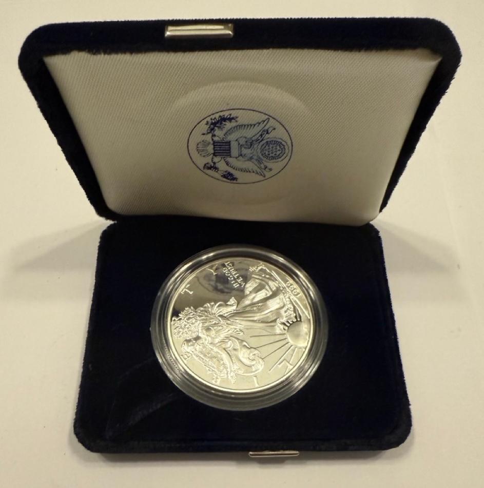 1999 American Eagle Proof Silver Dollar Coin in Case