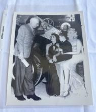 Vintage Collectible Hollywood Photo – Marilyn Monroe with Director Howard Hawks and Jane Russell