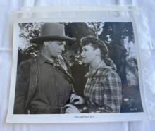Vintage Collectible Hollywood Photo – James Cagney and Rosemary Lane in The Oklahoma Kid