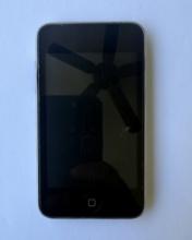 Apple iPod Touch 2nd Generation 16GB - Used