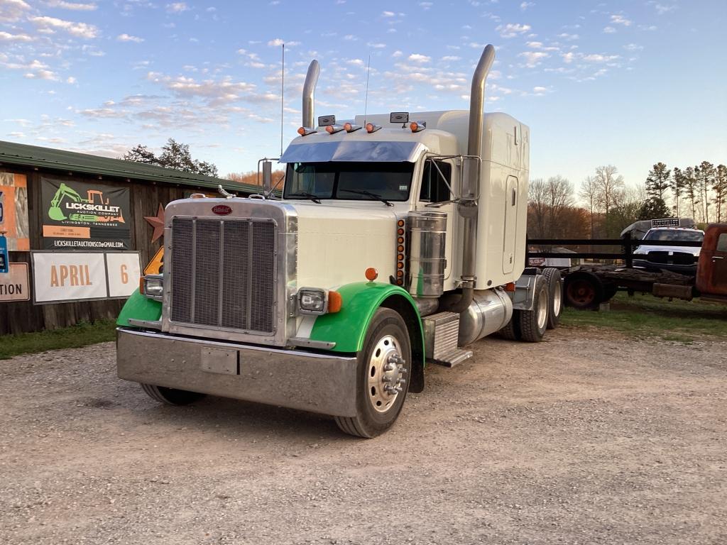 2003 PETERBILT 379 SLEEPER TRACTOR