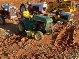 JOHN DEERE 212 RIDING MOWER