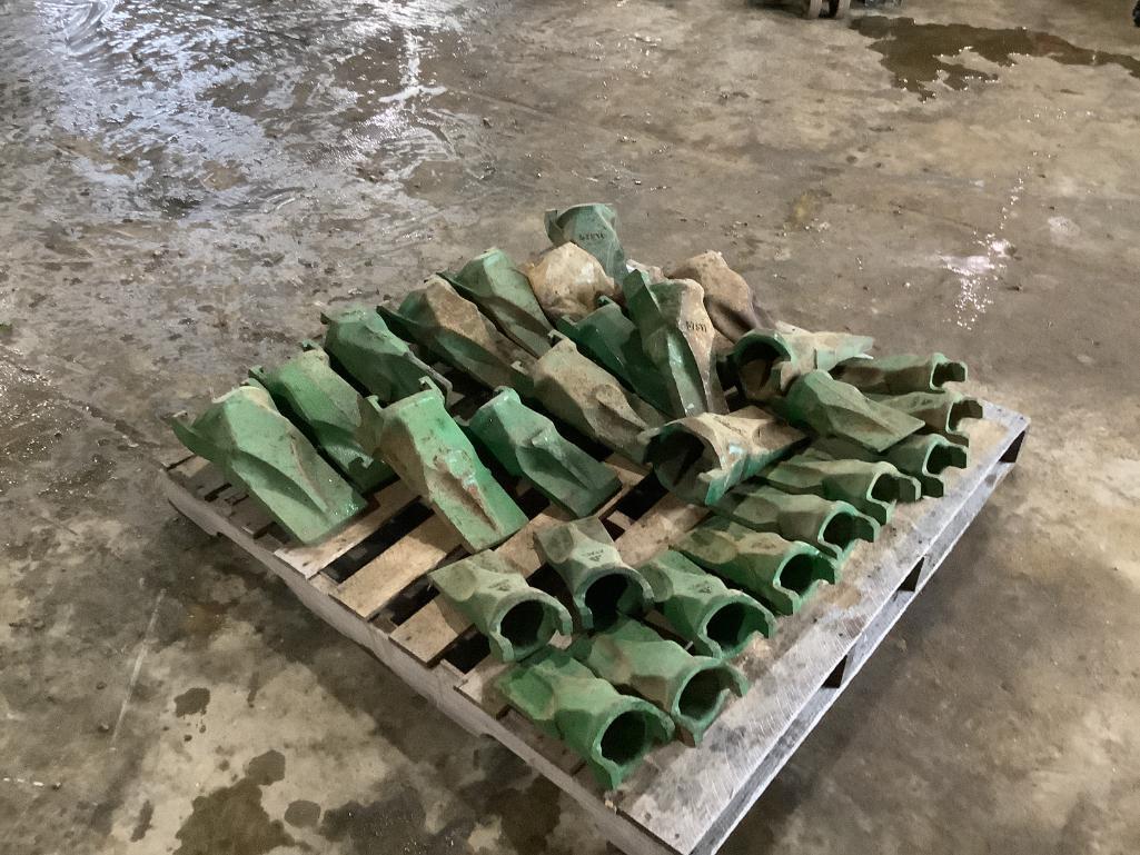 Pallet of Excavator Bucket Teeth