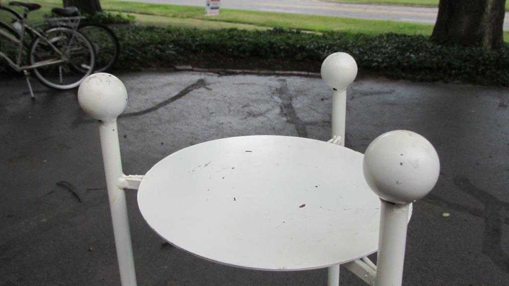 (2) Metal Plate Display Stands - G