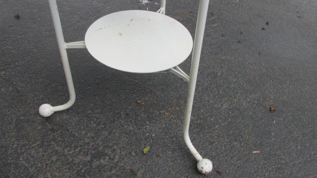 (2) Metal Plate Display Stands - G