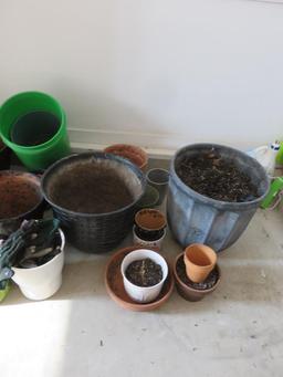 Pots & Planters - G