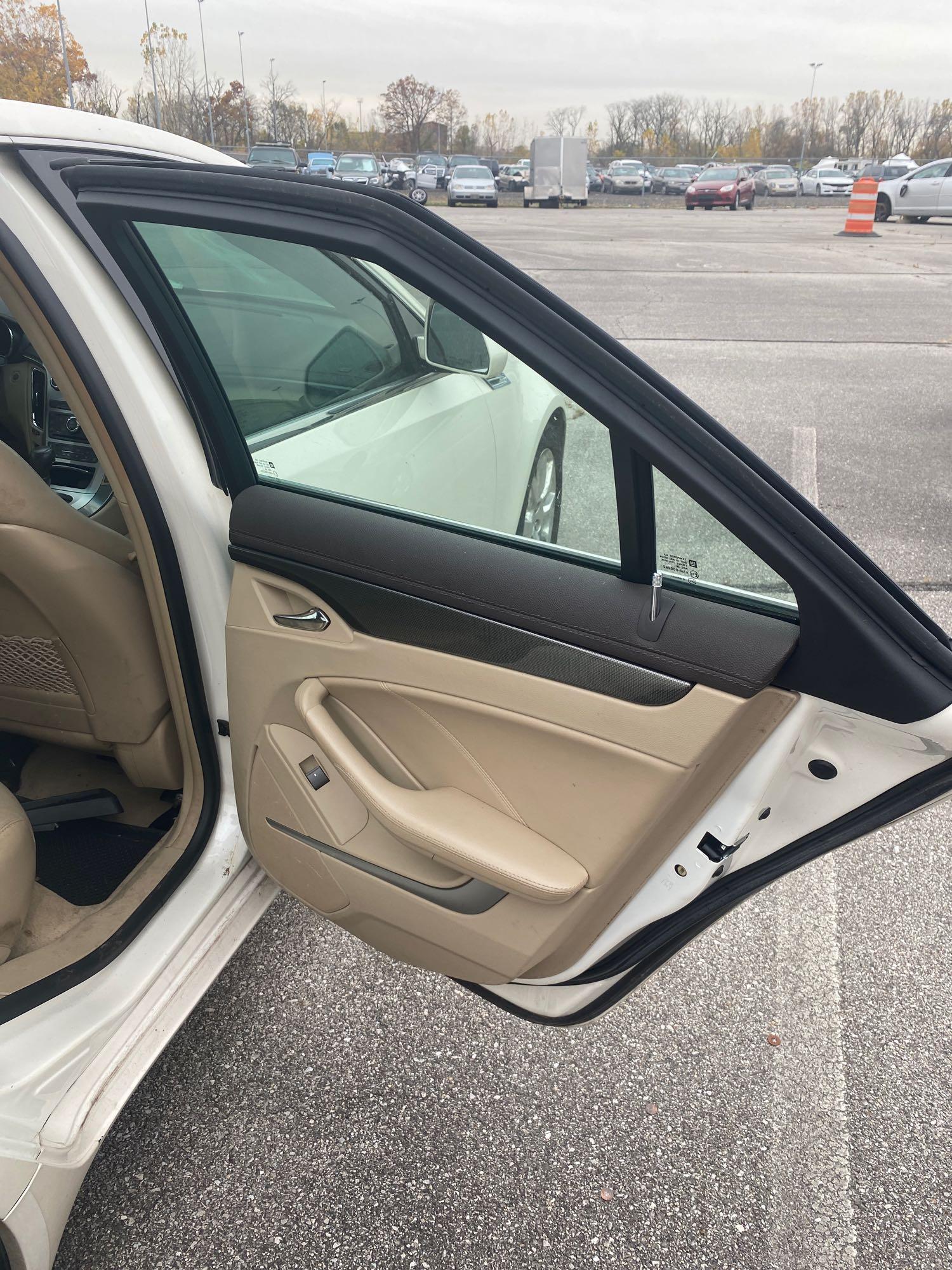 2008 White Cadillac CTS