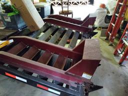 GRB- 2004 Towmaster T16 Heavy Equipment Trailer