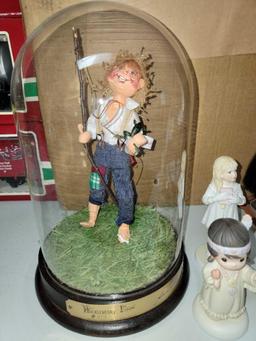 LR- Lot of Figurines