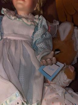 UB3- Dolls, Toys, and Stuffed Animals