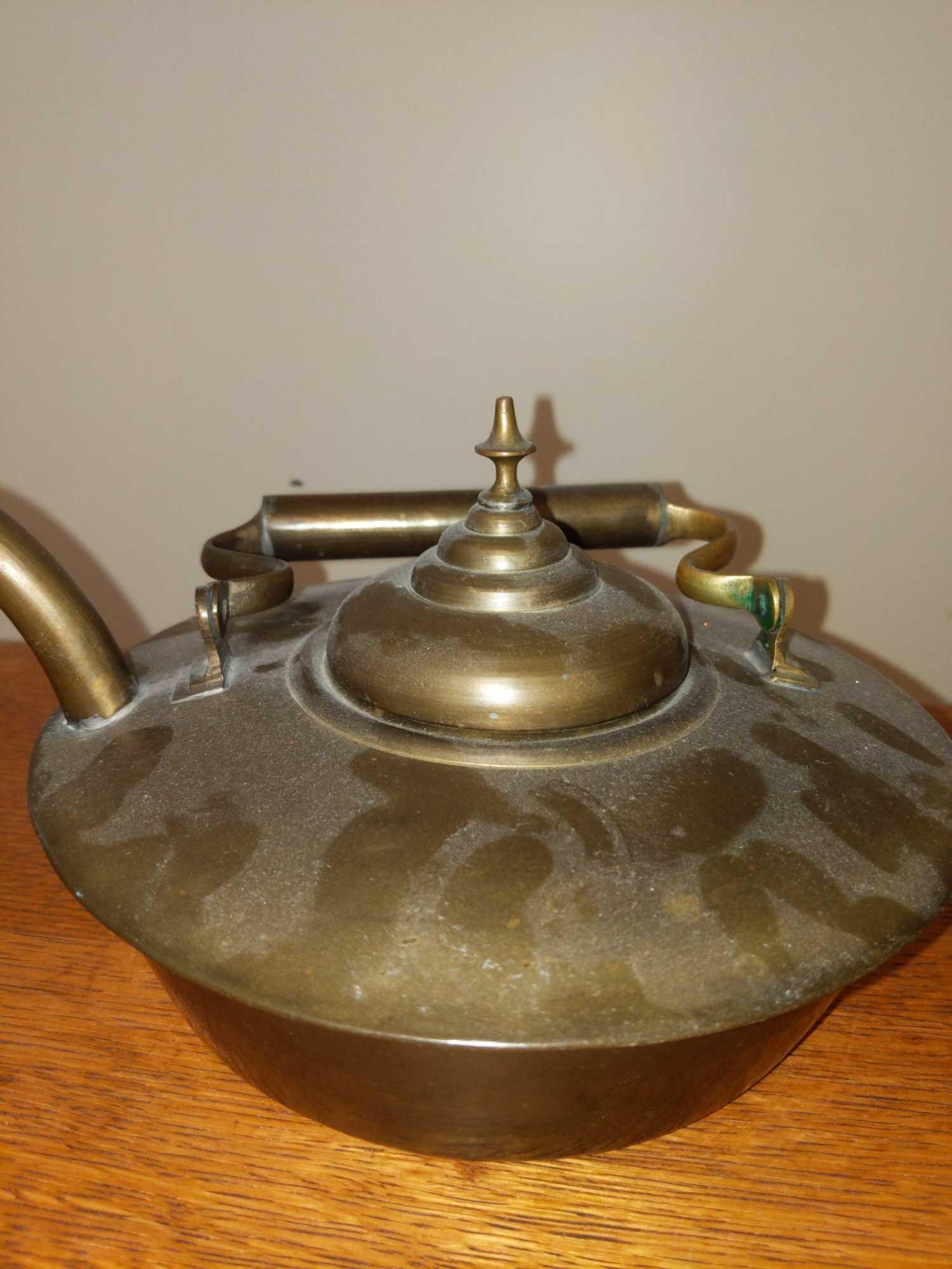 UB3-Lot of Home Decor