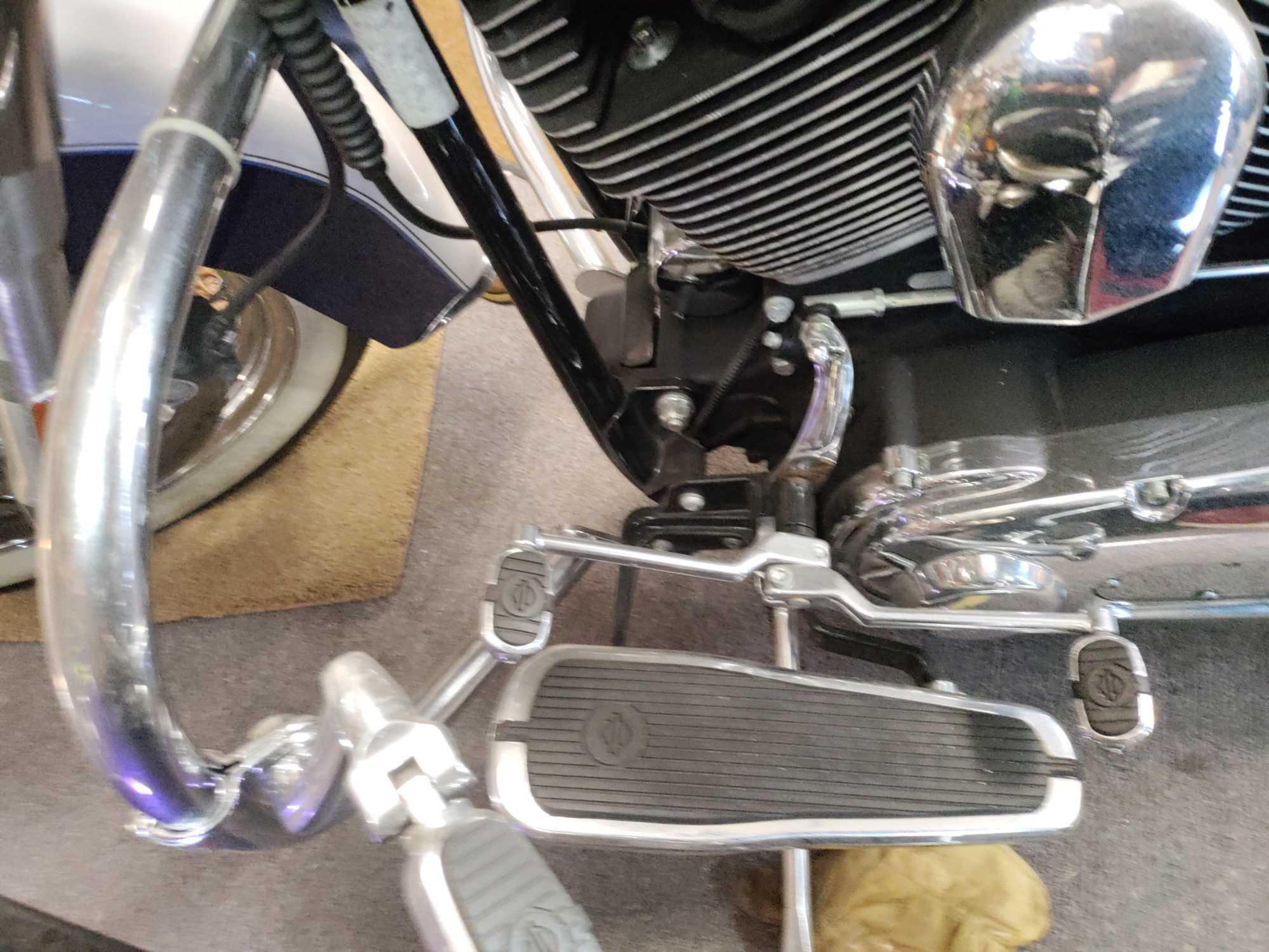 G- 2006 Harley Davidson Soft Tail Deluxe