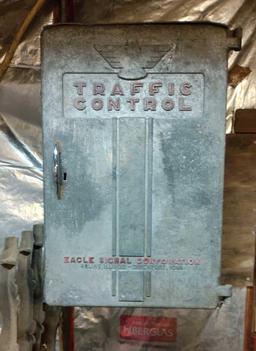 G1- Traffic Control Aluminum Box and Contents