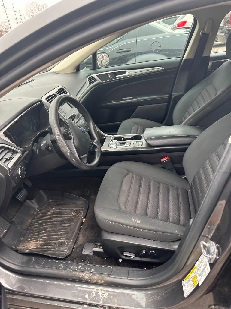2018 Grey Ford Fusion