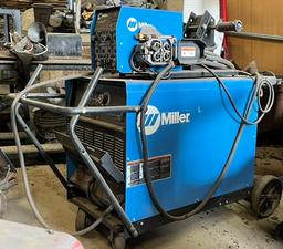 Miller Dimension 652 Welder and Wire Feeder