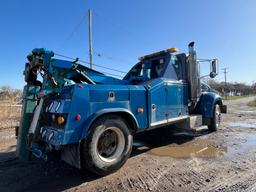 2009 335 Peterbilt Towtruck