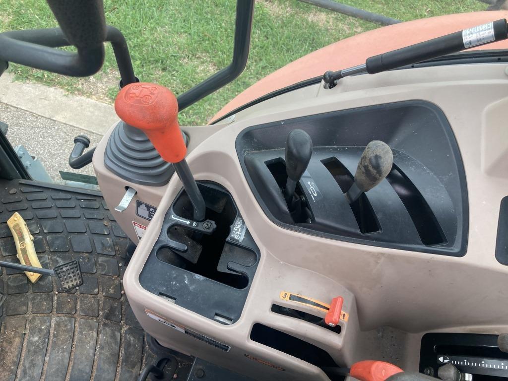 Kubota M9960 Tractor