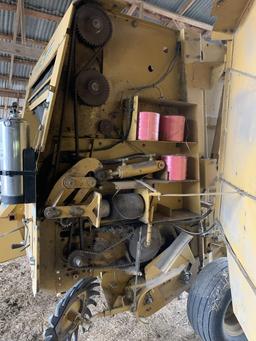 Vermeer 605XL Round Baler