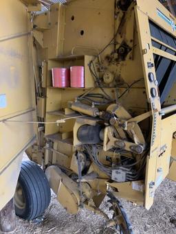 Vermeer 605XL Round Baler