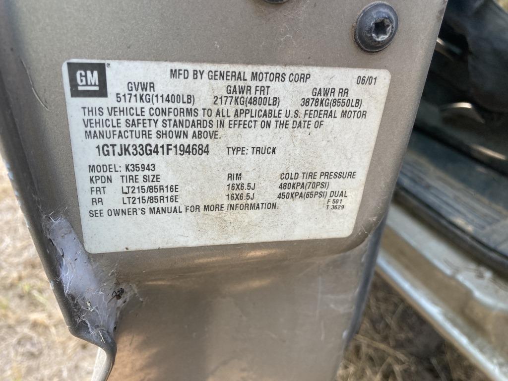 2001 GMC 3500 4x4 Dually