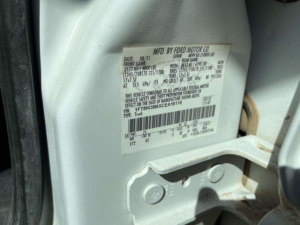 2012 Ford F350 4x4 Gas Truck
