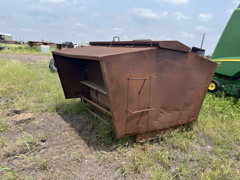 Creep Feeder/Calf Bulk Feeder