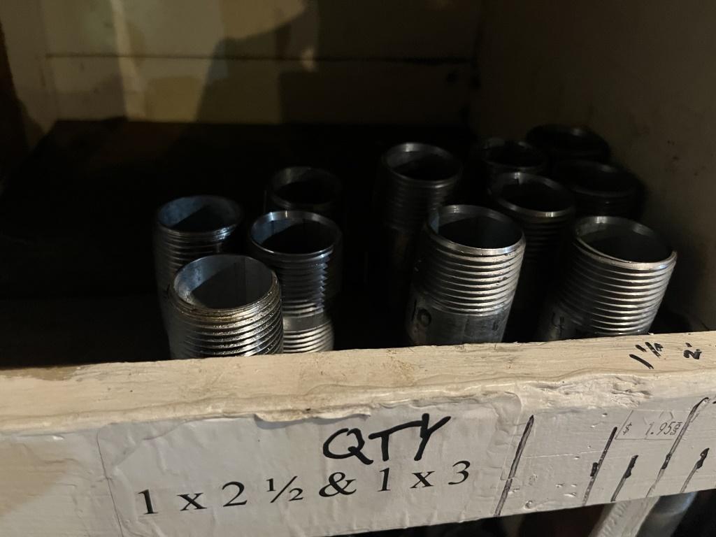 Qty of 1" & 1 1/4" Galvanized Nipples
