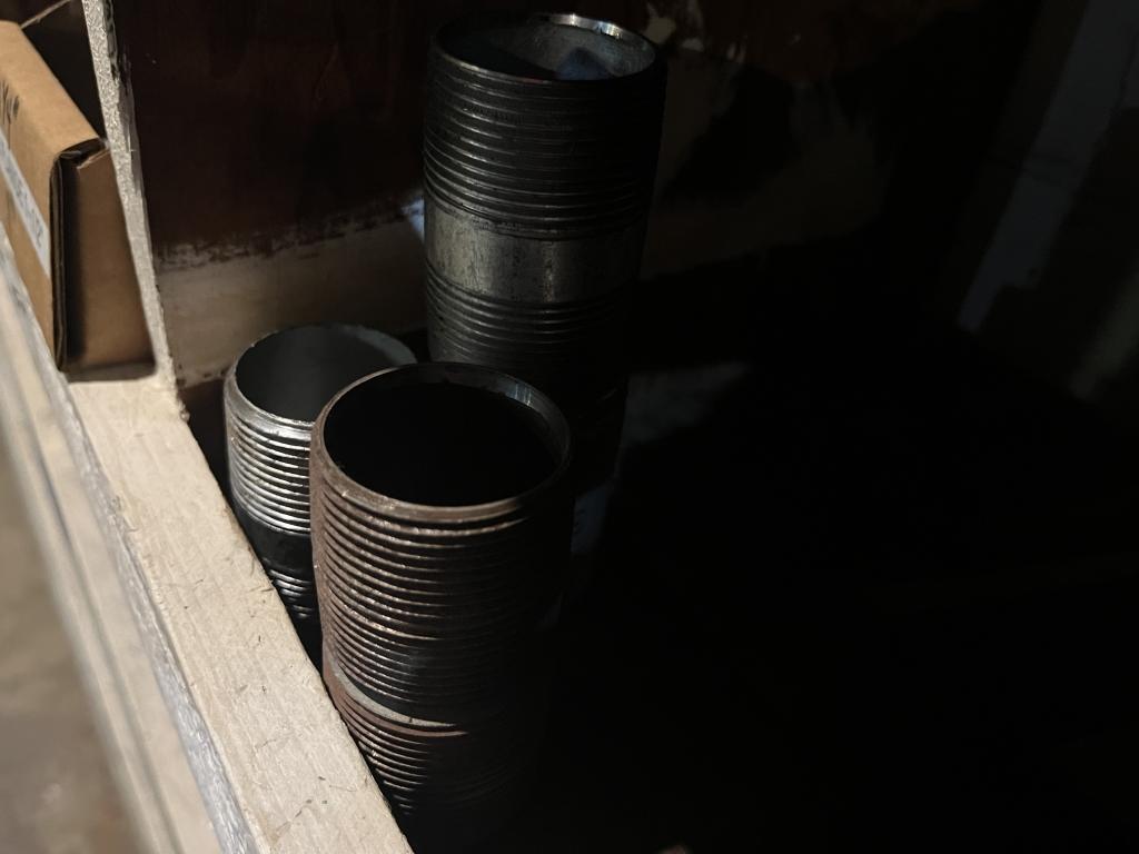 Qty of 1" & 1 1/4" Galvanized Nipples