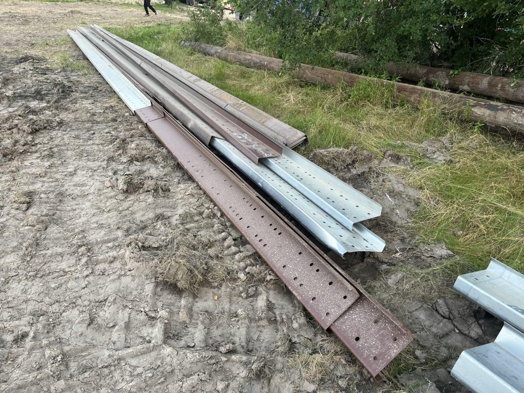 Approx 70 pc of 8" & 10" Z-purlin