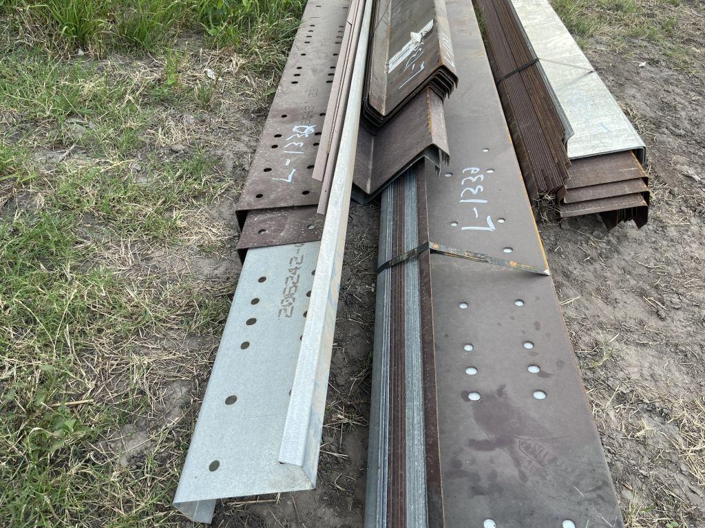 Approx 70 pc of 8" & 10" Z-purlin