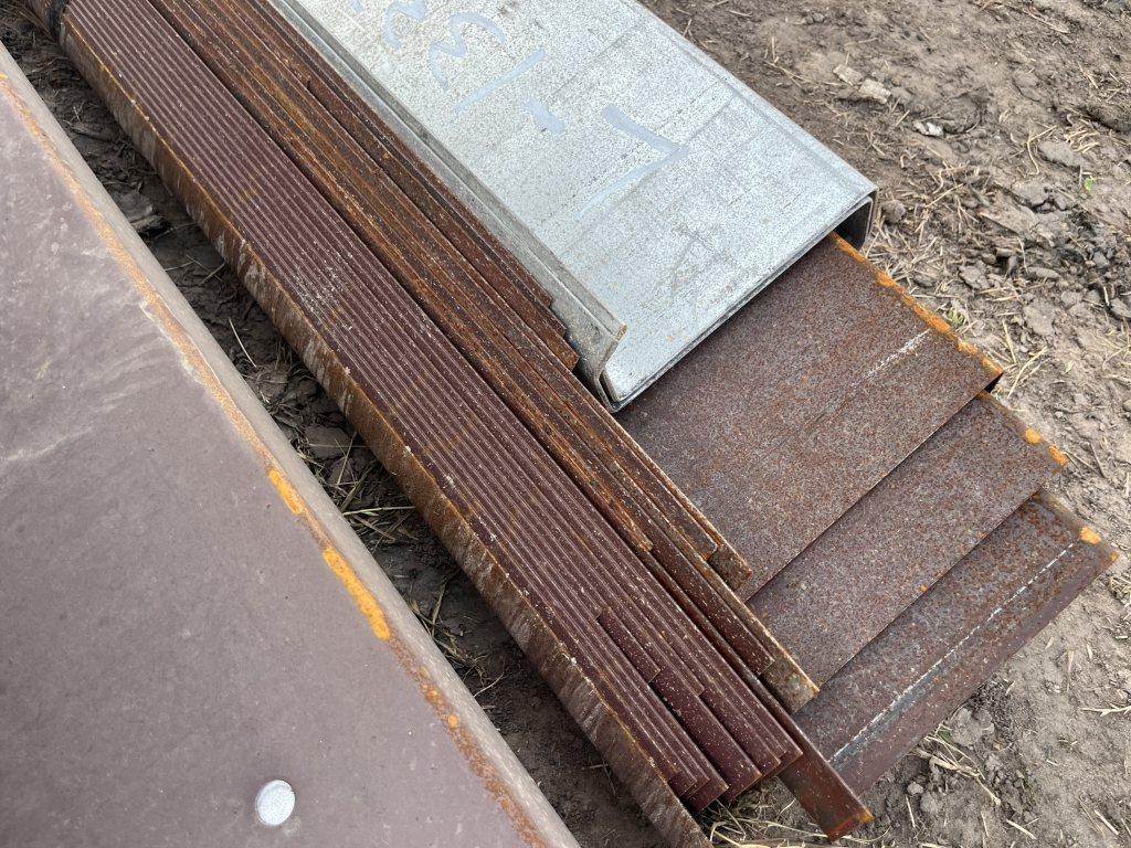 Approx 70 pc of 8" & 10" Z-purlin