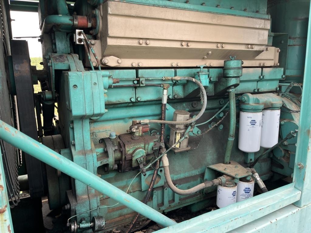 Trailer Mounted 350KW Onan Generator