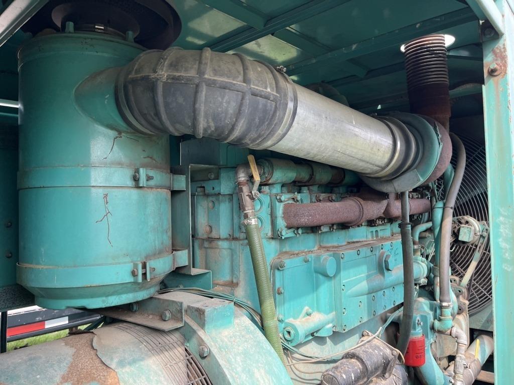 Trailer Mounted 350KW Onan Generator