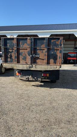 2018 Isuzu Dump Truck